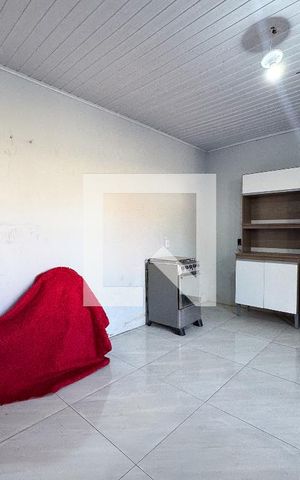 Casa à venda com 124m², 3 quartos e 2 vagascasa fundos sala /cozinha
