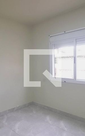 Casa para alugar com 170m², 2 quartos e 2 vagas Casa para alugar com 170m², 2 quartos e 2 vagasSala