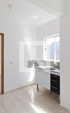 Casa para alugar com 40m², 1 quarto e sem vaga Casa para alugar com 40m², 1 quarto e sem vagaCozinha / Área de serviço