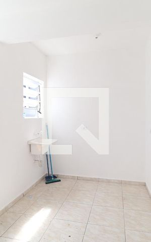 Casa para alugar com 40m², 1 quarto e sem vaga Casa para alugar com 40m², 1 quarto e sem vagaCozinha / Área de serviço