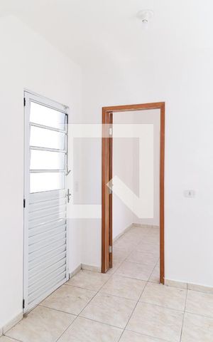 Casa para alugar com 40m², 1 quarto e sem vaga Casa para alugar com 40m², 1 quarto e sem vagaCozinha / Área de serviço