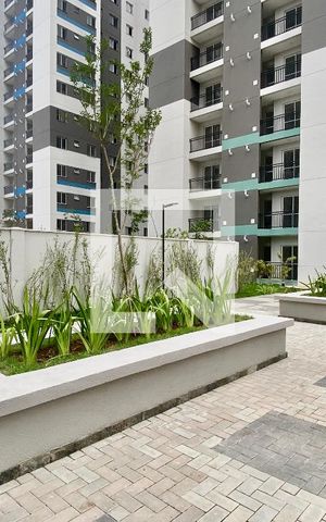 Apartamento à venda com 37m², 2 quartos e sem vaga Apartamento à venda com 37m², 2 quartos e sem vagaÁrea comum