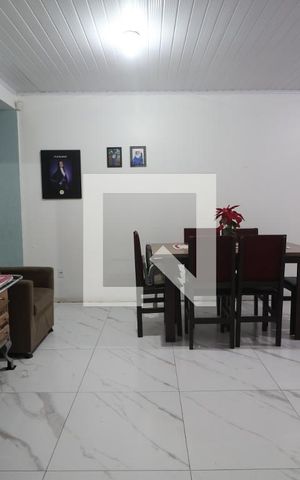 Casa à venda com 120m², 4 quartos e 2 vagasCozinha e sala 