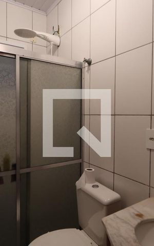 Casa à venda com 120m², 4 quartos e 2 vagasBanheiro