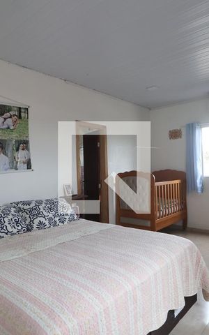 Casa à venda com 120m², 4 quartos e 2 vagasQuarto Suíte