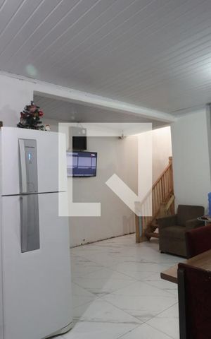 Casa à venda com 120m², 4 quartos e 2 vagasCozinha e sala 
