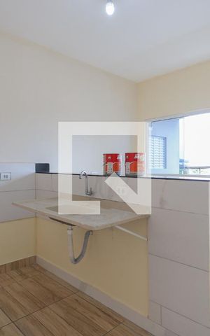 Casa para alugar com 40m², 1 quarto e sem vaga Casa para alugar com 40m², 1 quarto e sem vagaCozinha