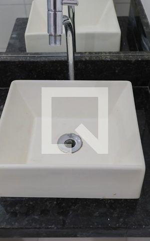 Casa para alugar com 40m², 1 quarto e sem vaga Casa para alugar com 40m², 1 quarto e sem vagaBanheiro da Suíte