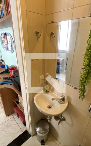 Apartamento à venda com 75m², 3 quartos e 1 vaga Apartamento à venda com 75m², 3 quartos e 1 vagaBanheiro de serviço