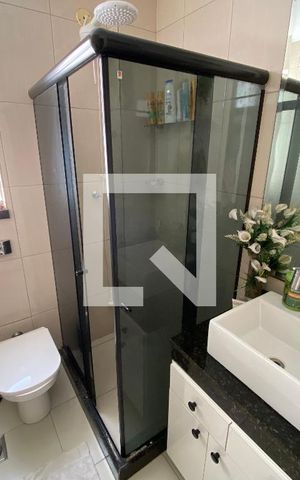 Apartamento à venda com 75m², 3 quartos e 1 vaga Apartamento à venda com 75m², 3 quartos e 1 vagaBanheiro