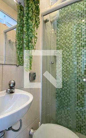 Apartamento à venda com 75m², 3 quartos e 1 vaga Apartamento à venda com 75m², 3 quartos e 1 vagaBanheiro de serviço