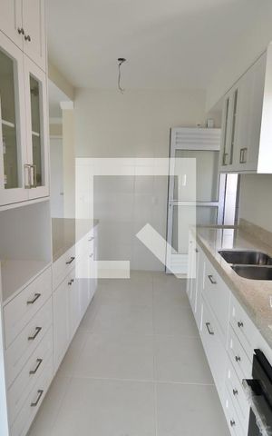 Apartamento à venda com 136m², 3 quartos e 2 vagasCozinha