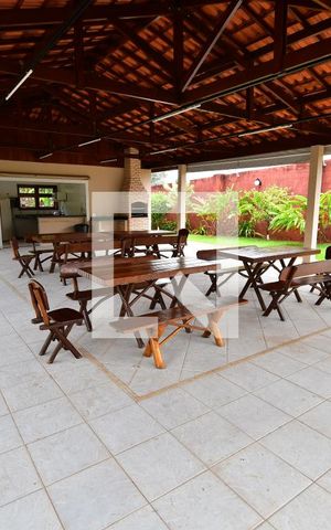 Casa de condomínio à venda com 153m², 3 quartos e 4 vagasÁrea comum - Salão de festas