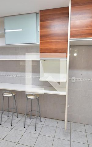 Casa de condomínio à venda com 153m², 3 quartos e 4 vagasCozinha - Armários