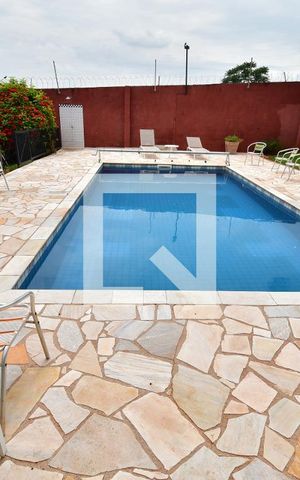 Casa de condomínio à venda com 153m², 3 quartos e 4 vagasÁrea comum - Piscina