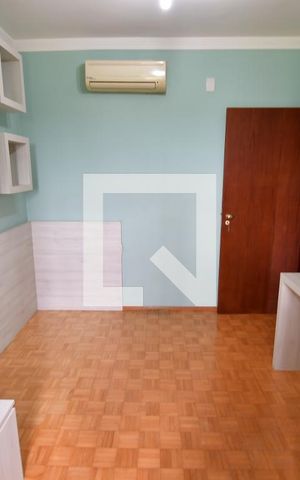 Casa de condomínio à venda com 153m², 3 quartos e 4 vagasQuarto 2