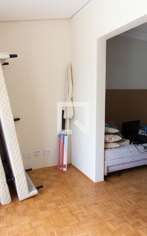 Casa de condomínio à venda com 150m², 4 quartos e 4 vagas Casa de condomínio à venda com 150m², 4 quartos e 4 vagasQUARTO 2