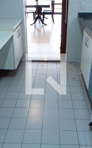 Casa de condomínio à venda com 150m², 4 quartos e 4 vagas Casa de condomínio à venda com 150m², 4 quartos e 4 vagasCOZINHA