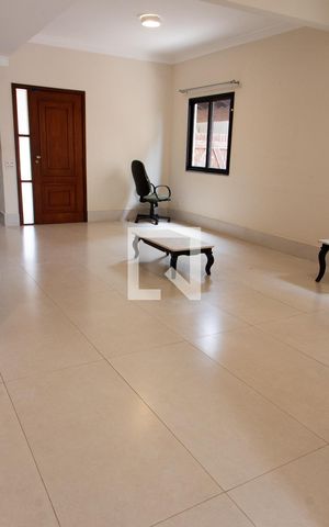 Casa de condomínio à venda com 150m², 4 quartos e 4 vagas Casa de condomínio à venda com 150m², 4 quartos e 4 vagasSALA