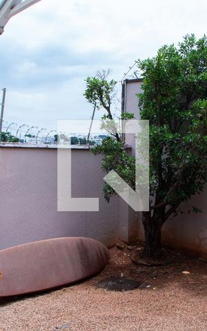 Casa de condomínio à venda com 150m², 4 quartos e 4 vagas Casa de condomínio à venda com 150m², 4 quartos e 4 vagasVISTA DA SUITE DO TÉRREO