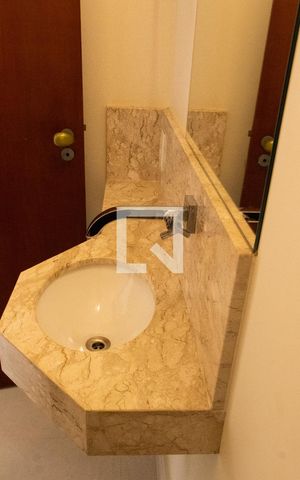 Casa de condomínio à venda com 150m², 4 quartos e 4 vagas Casa de condomínio à venda com 150m², 4 quartos e 4 vagasLAVABO