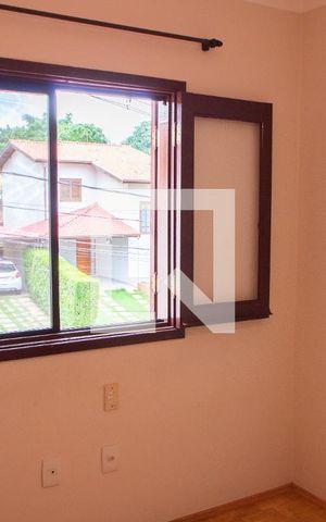 Casa de condomínio à venda com 150m², 4 quartos e 4 vagas Casa de condomínio à venda com 150m², 4 quartos e 4 vagasQUARTO 1
