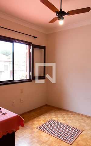 Casa de condomínio à venda com 150m², 4 quartos e 4 vagas Casa de condomínio à venda com 150m², 4 quartos e 4 vagasQUARTO 1