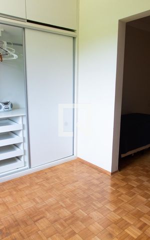 Casa de condomínio à venda com 150m², 4 quartos e 4 vagas Casa de condomínio à venda com 150m², 4 quartos e 4 vagasSUITE