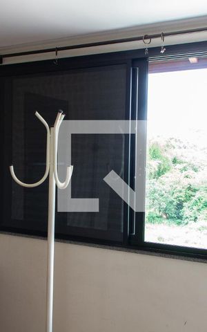 Casa de condomínio à venda com 150m², 4 quartos e 4 vagas Casa de condomínio à venda com 150m², 4 quartos e 4 vagasSUITE