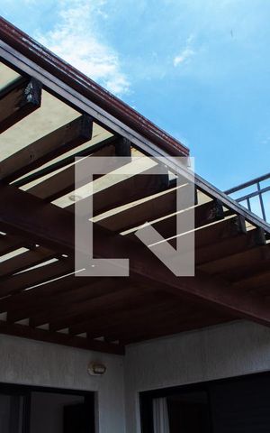 Casa de condomínio à venda com 150m², 4 quartos e 4 vagas Casa de condomínio à venda com 150m², 4 quartos e 4 vagasÁREA EXTERNA FUNDOS