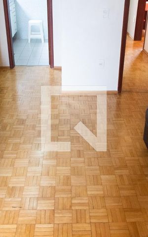Casa de condomínio à venda com 150m², 4 quartos e 4 vagas Casa de condomínio à venda com 150m², 4 quartos e 4 vagasSUITE