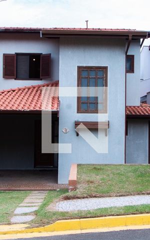 Casa de condomínio à venda com 150m², 4 quartos e 4 vagas Casa de condomínio à venda com 150m², 4 quartos e 4 vagasFACHADA