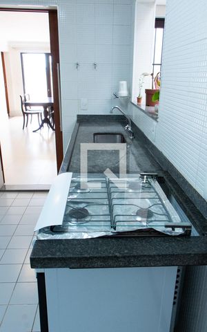 Casa de condomínio à venda com 150m², 4 quartos e 4 vagas Casa de condomínio à venda com 150m², 4 quartos e 4 vagasCOZINHA
