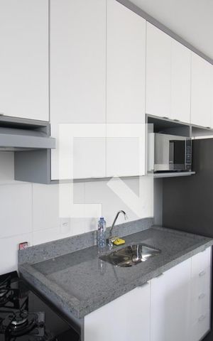 Apartamento para alugar com 35m², 2 quartos e sem vagaSala / Cozinha