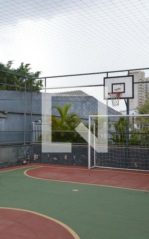 Apartamento à venda com 47m², 1 quarto e 1 vagaQuadra