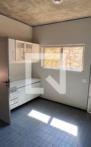 Casa à venda com 450m², 4 quartos e 4 vagas Casa à venda com 450m², 4 quartos e 4 vagasCopa