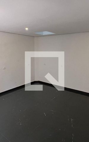 Casa à venda com 450m², 4 quartos e 4 vagas Casa à venda com 450m², 4 quartos e 4 vagasEdicula