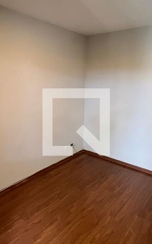 Casa à venda com 450m², 4 quartos e 4 vagas Casa à venda com 450m², 4 quartos e 4 vagasQuarto 2