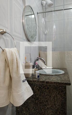 Casa de condomínio à venda com 187m², 4 quartos e 1 vaga Casa de condomínio à venda com 187m², 4 quartos e 1 vagaBanheiro do Quarto 2 - Suíte
