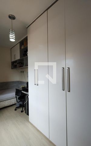 Casa de condomínio à venda com 187m², 4 quartos e 1 vagaQuarto 1