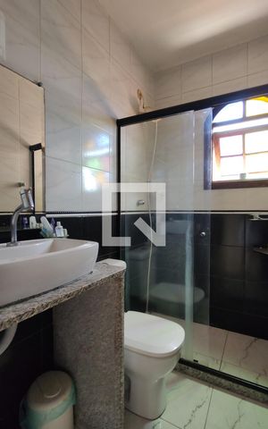Casa de condomínio à venda com 187m², 4 quartos e 1 vagaBanheiro Social 2