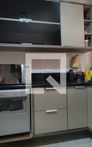Casa de condomínio à venda com 187m², 4 quartos e 1 vaga Casa de condomínio à venda com 187m², 4 quartos e 1 vagaCozinha
