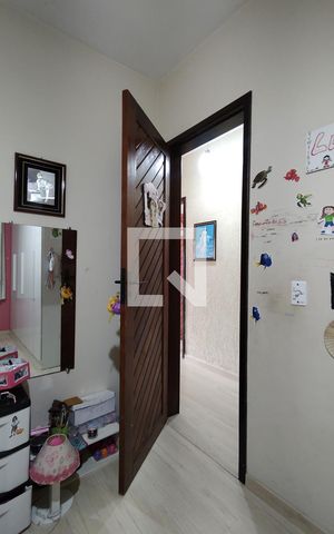 Casa de condomínio à venda com 187m², 4 quartos e 1 vagaQuarto 3