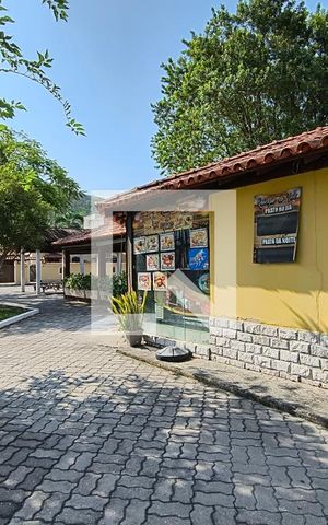 Casa de condomínio à venda com 187m², 4 quartos e 1 vaga Casa de condomínio à venda com 187m², 4 quartos e 1 vagaÁrea comum