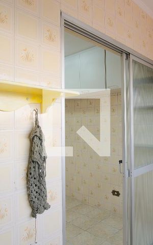 Apartamento para alugar com 60m², 2 quartos e 1 vagaÁrea de Serviço