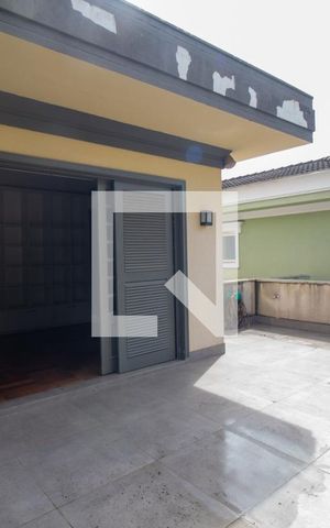 Casa para alugar com 450m², 5 quartos e 3 vagasSuíte 1 - Varanda