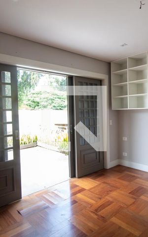 Casa para alugar com 450m², 5 quartos e 3 vagasSuíte 1