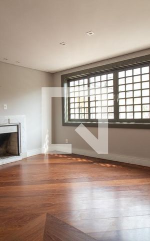 Casa para alugar com 450m², 5 quartos e 3 vagasSala da Lareira
