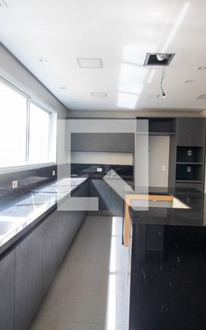 Casa para alugar com 450m², 5 quartos e 3 vagasCozinha