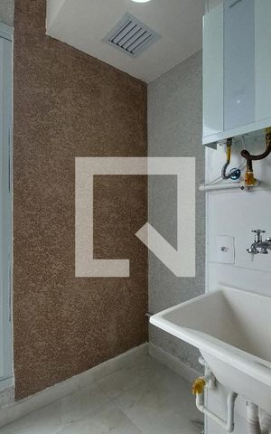 Apartamento à venda com 42m², 2 quartos e 1 vaga Apartamento à venda com 42m², 2 quartos e 1 vagaÁrea de Serviço